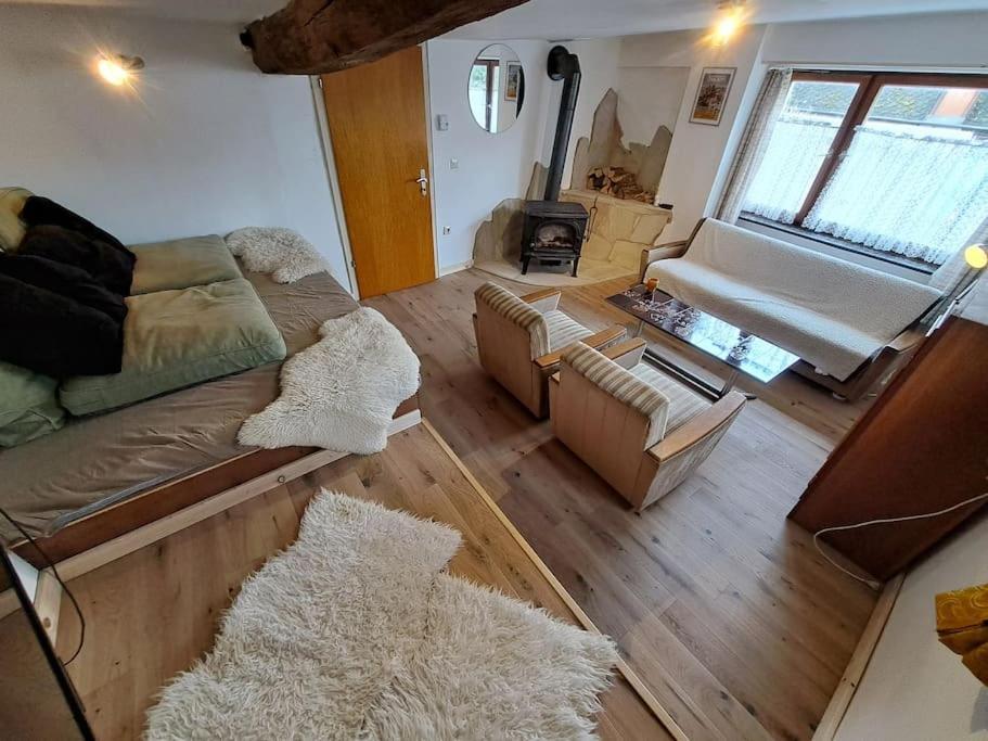 Haus Moselwald - 3 Bedrooms Enkirch Buitenkant foto