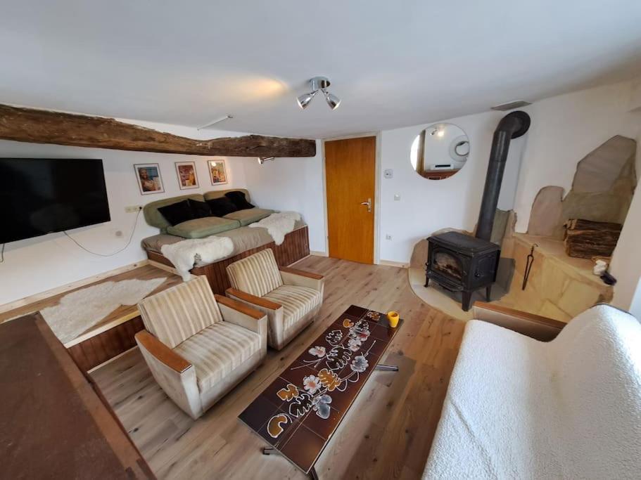 Haus Moselwald - 3 Bedrooms Enkirch Buitenkant foto